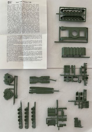 T-90 KPZ mit 125mm Kanone (Tütenware)